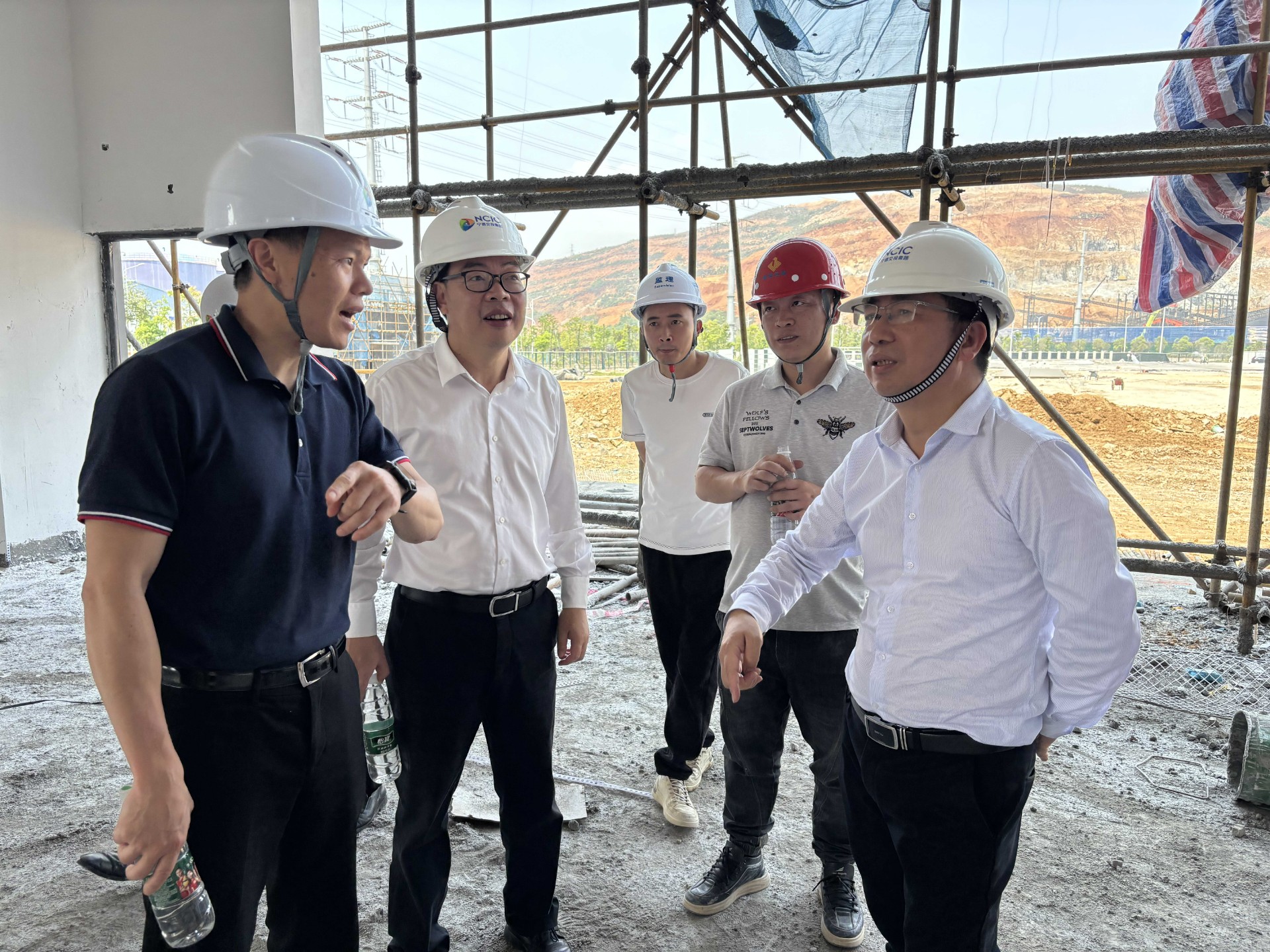 市交投集團領導深入市交投項目開展五一節(jié)前安全檢查，賴海瀾拍攝2_new.jpg
